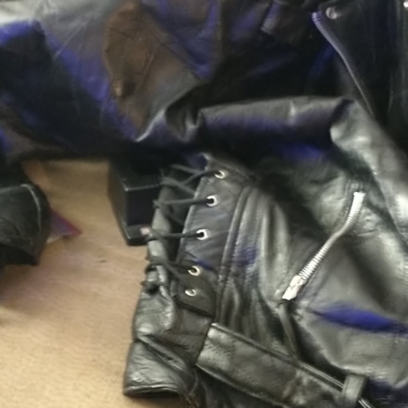 Genuine leather jacket - Picture 4 of 4